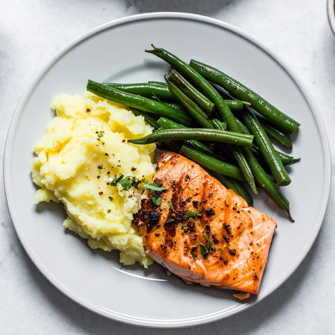 Lunch Salmon, Mashed Potato, Green Beans